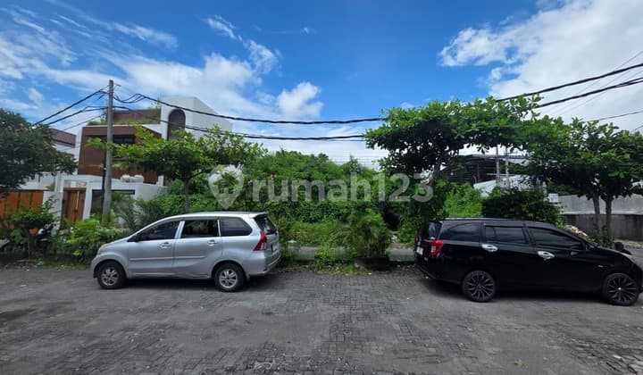 Land for Sale with SHM Certificate. Pink Zone. Berawa, Canggu. Unique Location - Slfc06