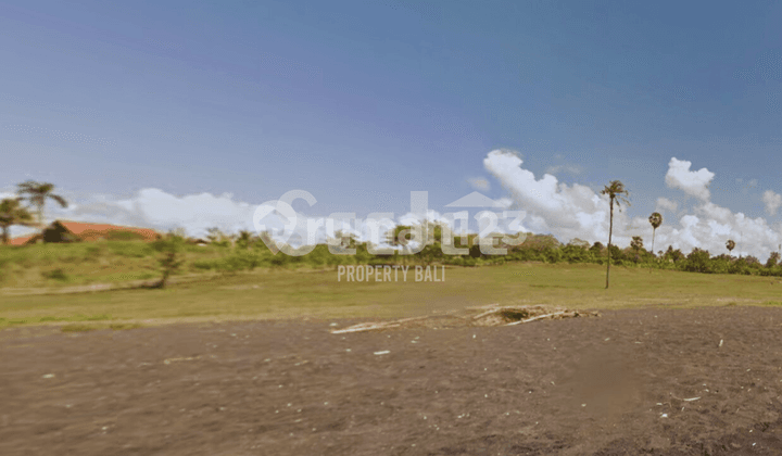 MILIKI SURGA IMPIAN ANDA HANYA BEBERAPA LANGKAH DARI PANTAI SABA – SLFG036