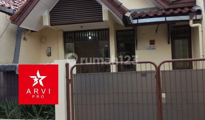 Rumah Bagus Di Metland Ujung Menteng di Cakung