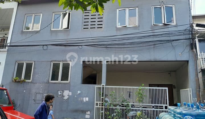 KOST KOSTAN 2 LANTAI SITIMUNIGAR