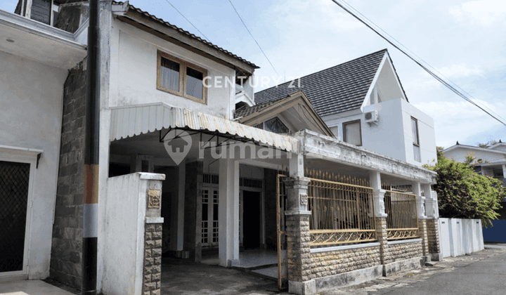 Rumah 5 Kamar 2 Lantai Luas di Perum Pamungkas Kaliurang