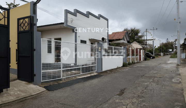 Rumah 1 Lt Luas 293m Di Jambon Belakang Sekolah Kalam Kudus