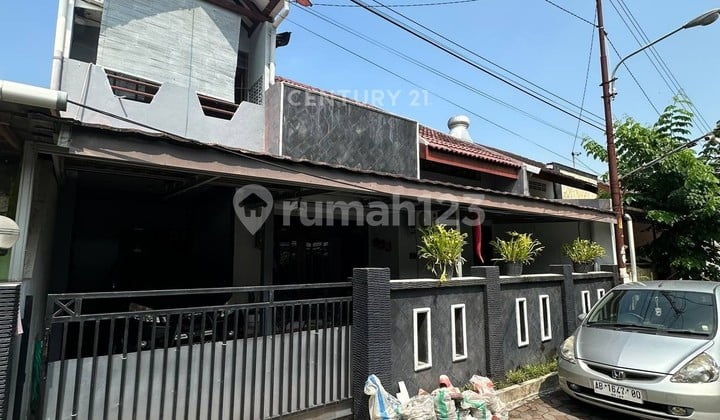 2-Story House With Backyard In Mergangsan