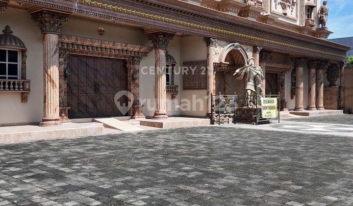 Gedung Siap Pakai Lt 1400 M Ld 30 Pinggir Jl Magelang