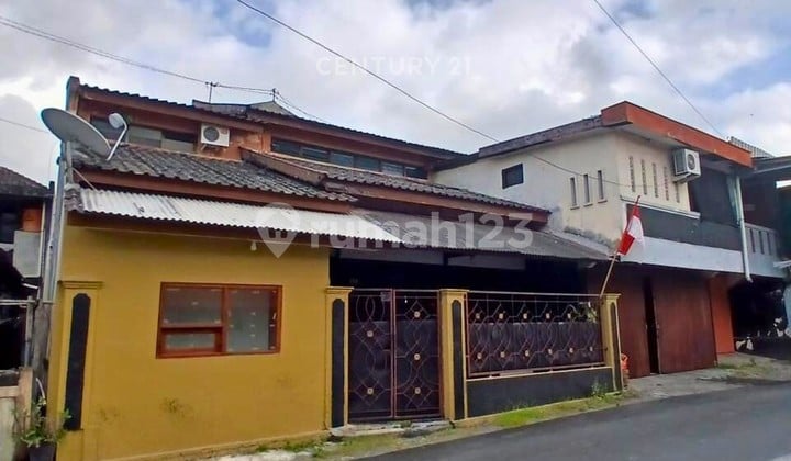 Rumah Full Bangunan Di Maguwoharjo Dekat Pasar Stan