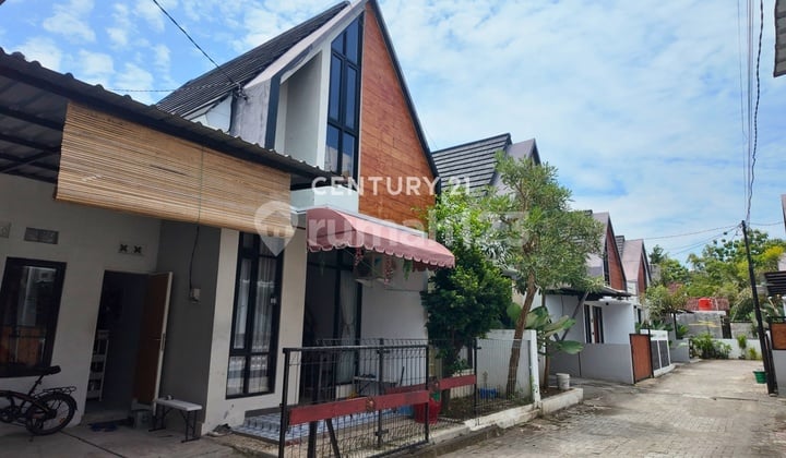 Rumah Mezzanine Dalam Perumahan Di Kasihan Dekat Kampus UMY