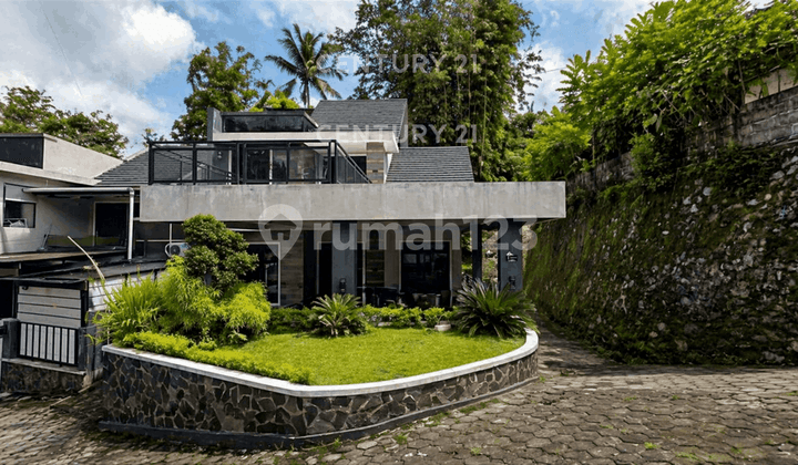 Rumah Hunian 2Lt Unfurnish Dalam Perumahan Dekat Sleman City Hall
