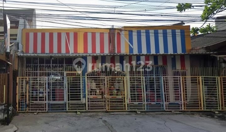 Strategic Shop House for Rent,Suitable for Business in East Semarang Area - 11102