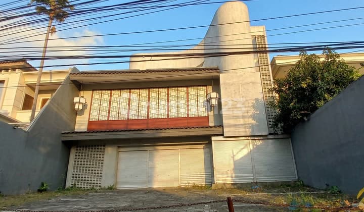 Rumah Strategis, Cocok Usaha Daerah Semarang Selatan-11240