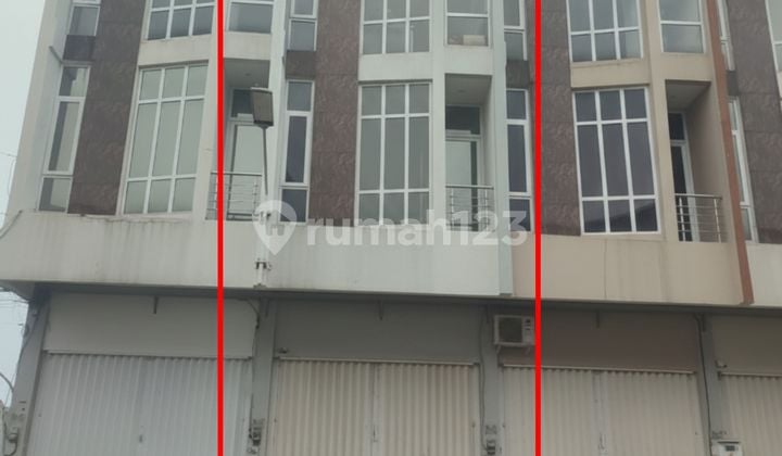 Ready-to-Use Shop House, Suitable for Business and Office in Bizpark-11098 Ready-to-Use Shop House, Suitable for Business and Office in Bizpark-11098