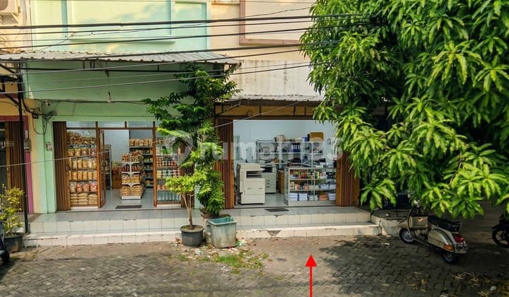 Ready-to-Use Shophouse,Suitable for Business and Office in West Semarang Area - 11231