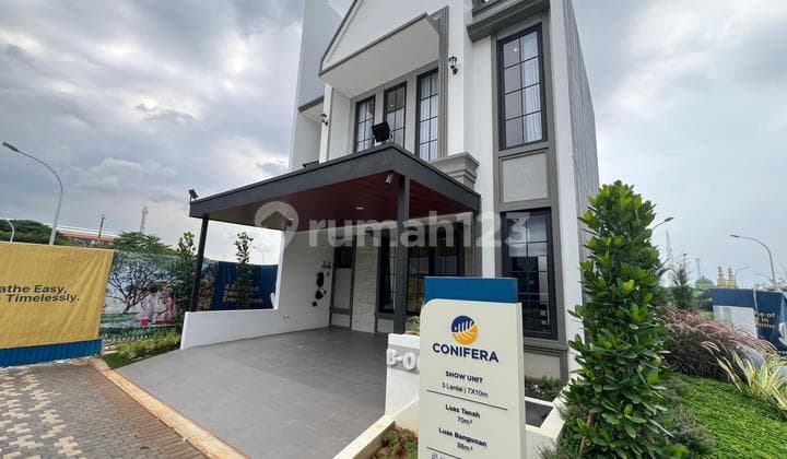 Rumah Siap Huni 3 Lantai di Conifera Jakarta Timur - Lokasi Strategis, SHM, bisa KPR!
