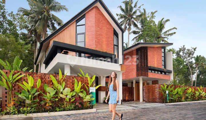 Villa Modern Mewah Dan Sangat Strategis Area Ubud