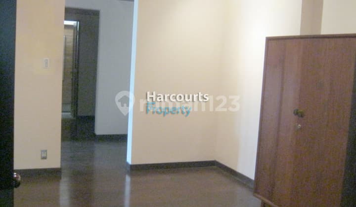 Kebayoran Baru Area, Disewakan Rumah Hunian Dekat Jl. Cibeber, Jakarta Selatan