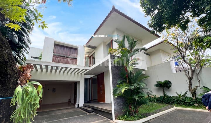 Kemang Area, Dijual dan Disewakan Rumah Modern Tropis Minimalis Lingkungan Nyaman dan Tenang di Kemang, Jakarta Selatan