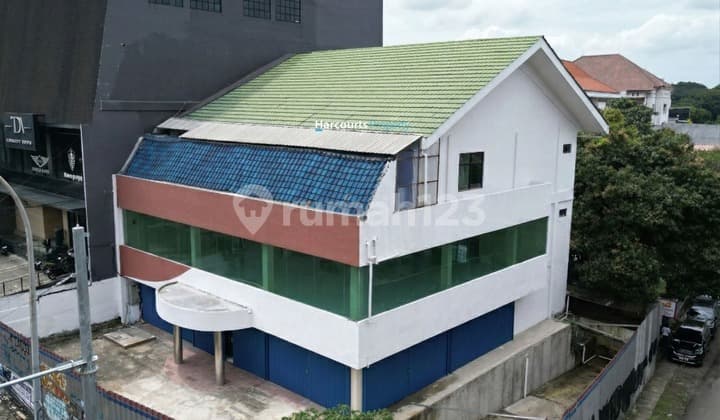 Kebayoran Baru Area, Dijual dan Disewakan Minibuilding Cocok untuk Tempat Usaha Dekat Kramat Pela Area