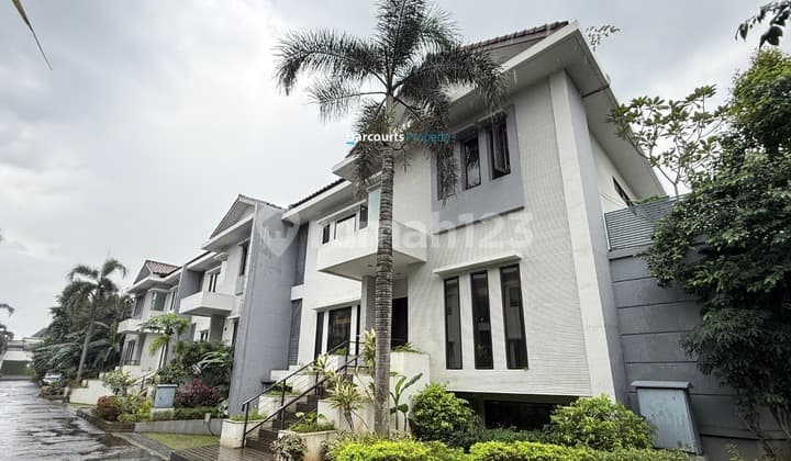 Cilandak Area, Disewakan Rumah Compound Modern One Gate System Lokasi Tenang Area Jl. Cilandak Tengah