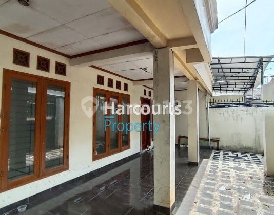 Kebayoran Baru Area, Dijual Rumah Kost Lokasi Strategis Dekat MRT di Panglima Polim