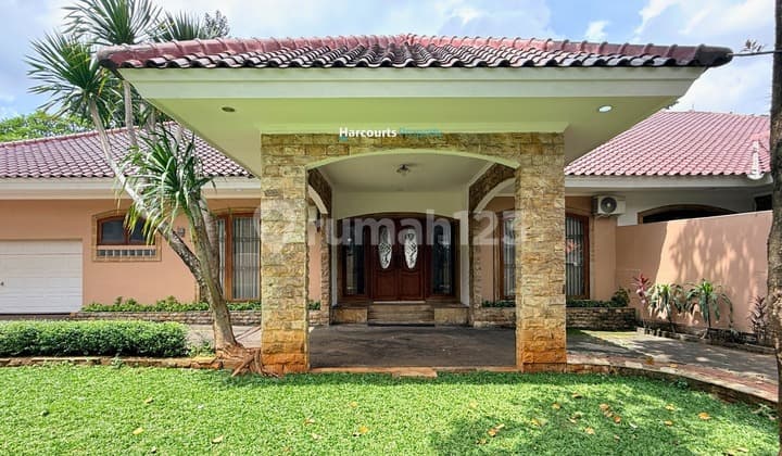 Cilandak Area, For Rent Classic Spacious and Well-Maintained Semi-Furnished House Ready to Occupy on Jalan Jeruk Purut - Cilandak