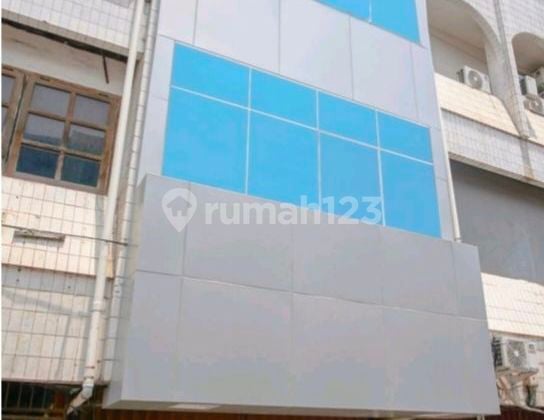 Ruko Gandeng Siap Huni 4 Lantai Pangeran Jayakarta Jakarta Pusat