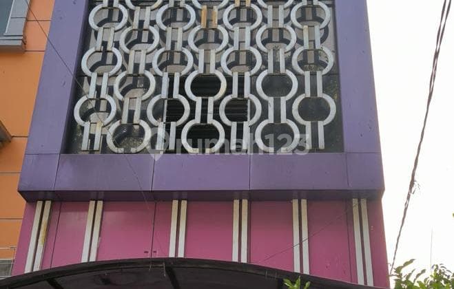 Ruko Siap Huni 3,5 Lantai Raden Inten Duren Sawit Jakarta Timur