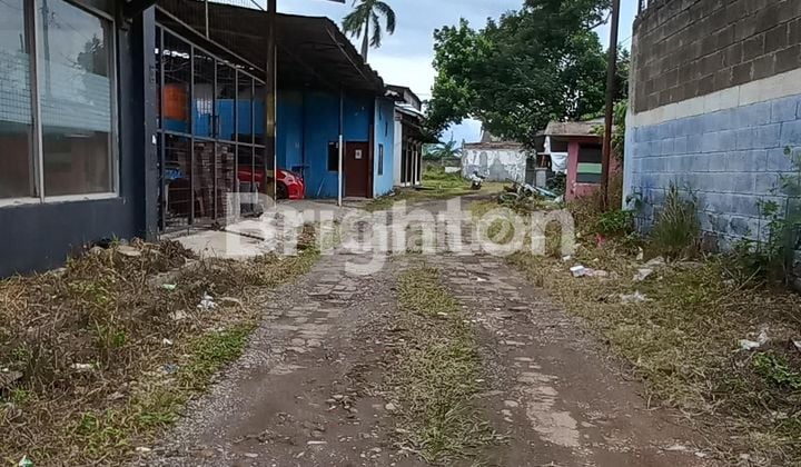 LAND LOCATION VERY STRATEGIC