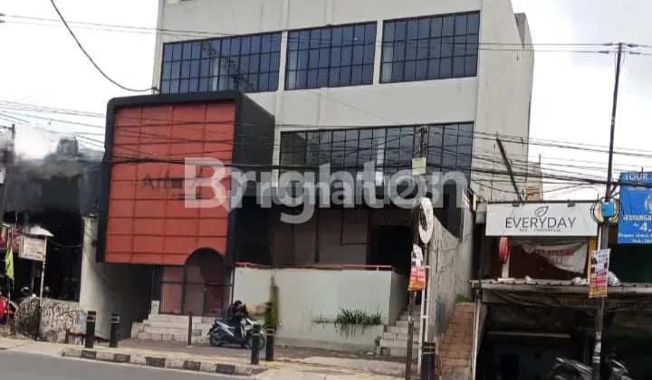 RUKO LOKASI STRATEGIS