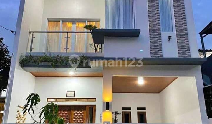 Rumah 3 Lantai Include Furnish Di The Green Hills Residence