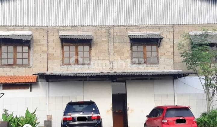 Pabrik SHM Raya Cikande Rangkas Bitung Pinggir Jalan