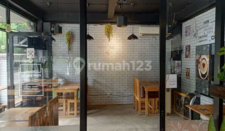 Rumah Hook SHM bisa Utk Usaha di Lokasi Pusat Kuliner Kelapa Gading