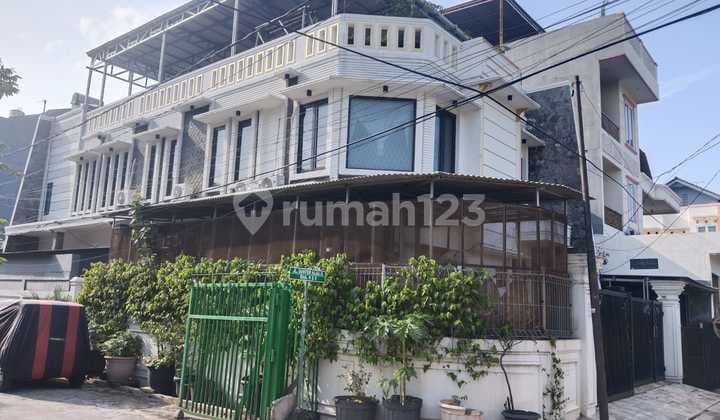 BU...Rumah Bagus 3 Lantai SHM Sunter Hijau Jakarta Utara