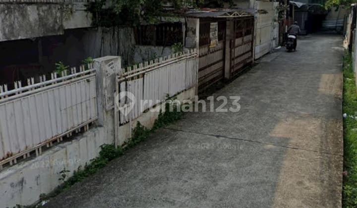 Rumah Tua Anggap Tanah SHM Pemandangan Pln Dan Pam Masih On