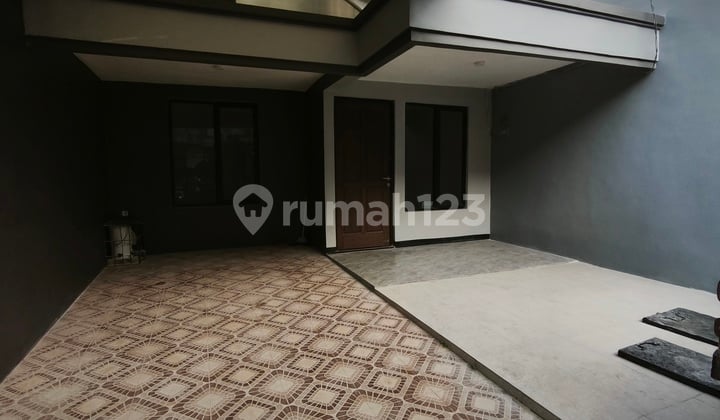Rumah Siap Huni Sudah Renov Ploso Timur Dekat Merr Galaxy Mall