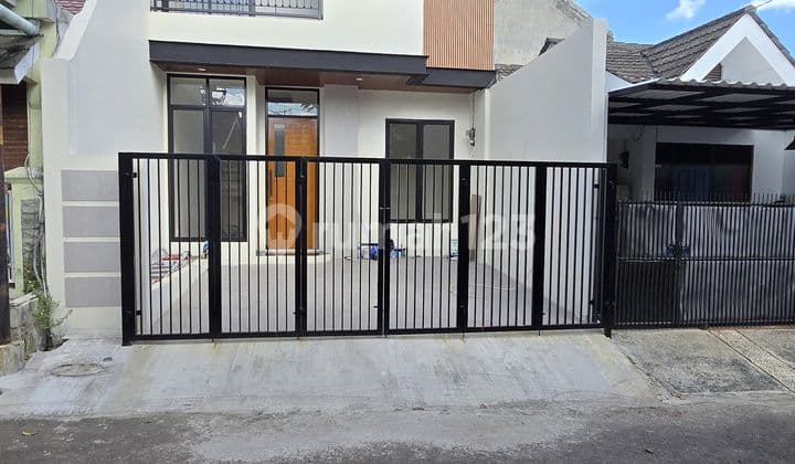 For Sale New 2-Story House In Kencana Loka Bsd 2 M-an Ready To Occupy in BSD Kencana Loka