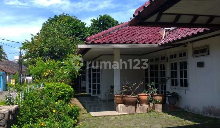 2-Story Lake View House for Sale, Near Unpam 1 Pamulang