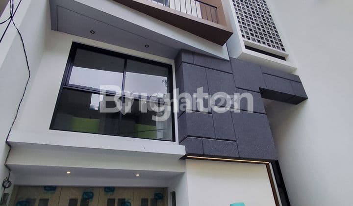 Kavling Polri 3 Lantai Baru Siap Huni Komplek Perumahan Jelambar