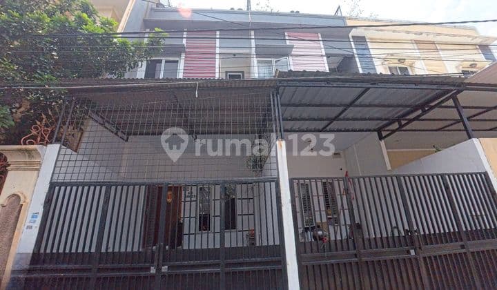 Rumah 3 Lt Furnish Kavling Polri Jelambar Jakarta Barat