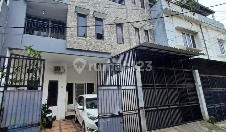 Rumah 3 Lt Jelambar Row 1,5 Mbl Lebar 5 Siap Huni Jakarta Barat
