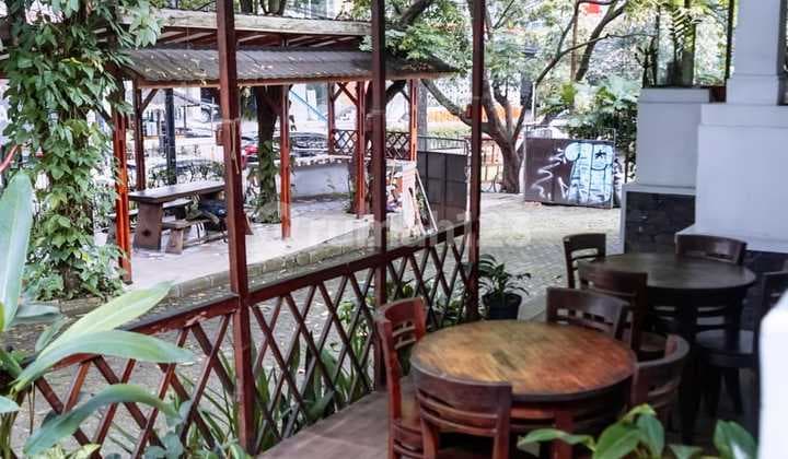 Rumah Heritage Belanda Cocok untuk Rumah Tinggal ,Kantor ,Cafe.