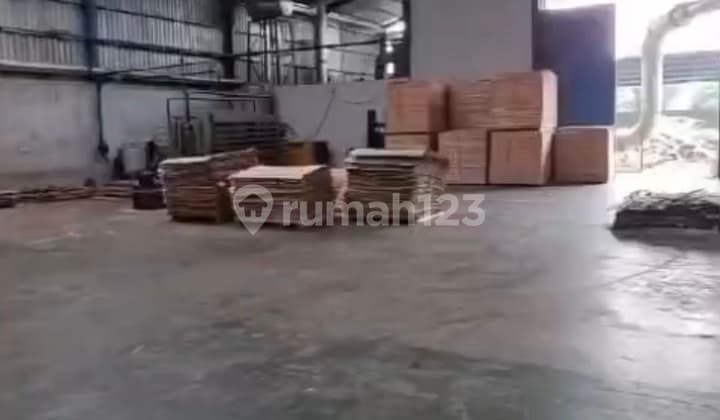 Pabrik Triplex Aktif di Lawang Malang