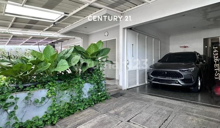 Neat and Well-Maintained House for Sale Below Market Price in South Jakarta