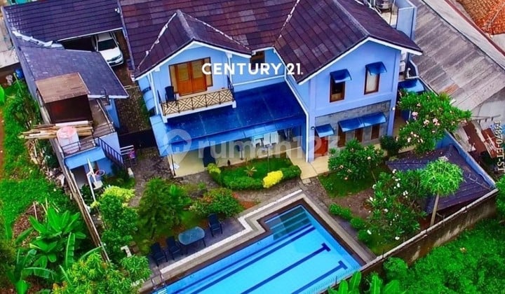 Dijual Rumah Mewah Siap Huni Dengan Kolam Renang Di Bintaro