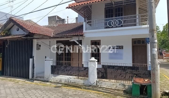 Hunian Plus Ruang Usaha Posisi Sudut Pci