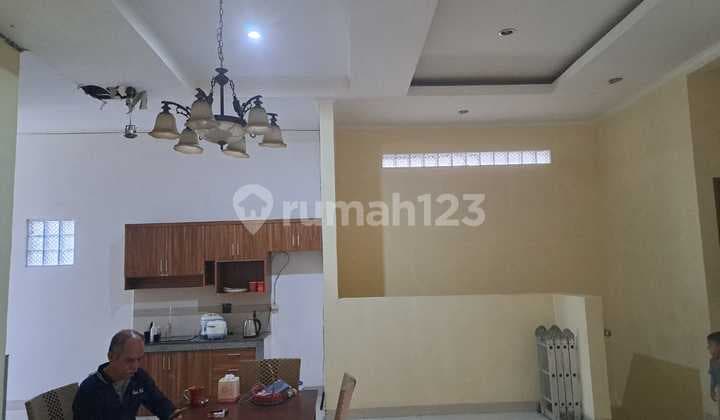 Rumah Unik Bangunan Mewah di Komplek Setiabudi Bandung Dekat Kampus Upi