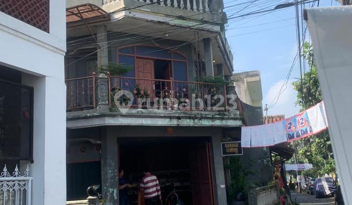 Dijual Rumah Dan Kosan di Dalam Rumah 3 Lantai Lokasi Strategis di Cibabat Cimahi