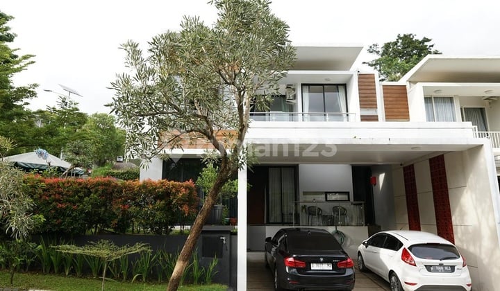 Rumah Mewah Furnish di Citra Green Dago Bandung One Gate System,Private Pool