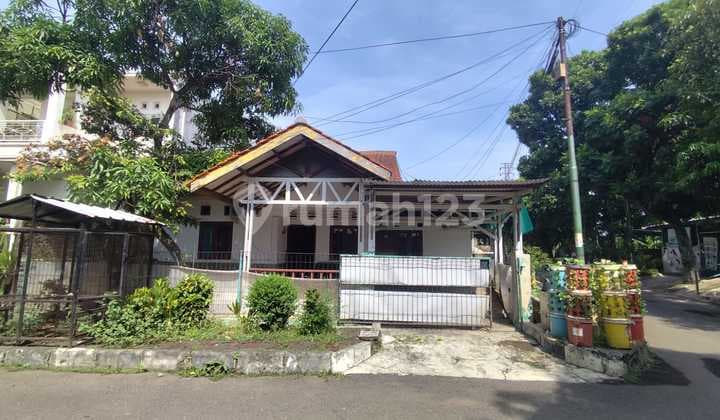 Dijual Rumah di Komplek Taman Rafflesia Kawaluyaan Kiaracondong Bandung