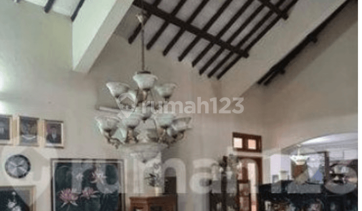 Rumah Lux di Lokasi Strategis Belakang Gedung Sate Bandung