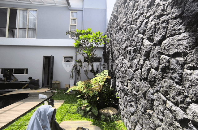 Good Modern Minimalist Furnished 2-Story House with SHM in Kota Baru Parahyangan, Bandung, Tatar Rambut Kasih.