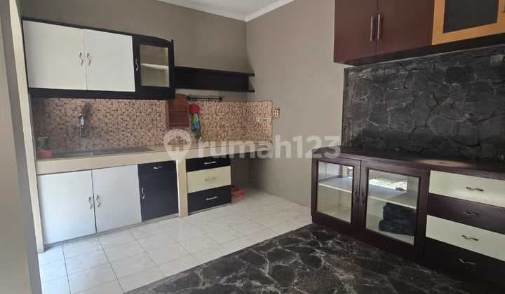 Rumah di Tatar Jingganagara Kota Baru Parahyangan Bandung